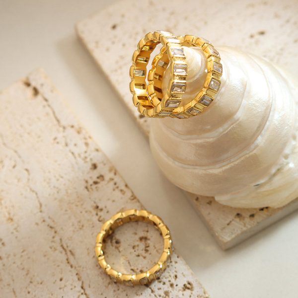 Personality: full diamond zircon ring, titanium steel, gold-plated index finger ring, niche non-fading hand ornament - Image 3