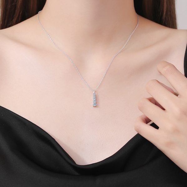 Simple and stylish 925 sterling silver moissanite necklace, perfect for women's daily wear, party, commuting, Valentine's Day, Christmas, Mother's Day jewelry gift Silver - Image 3