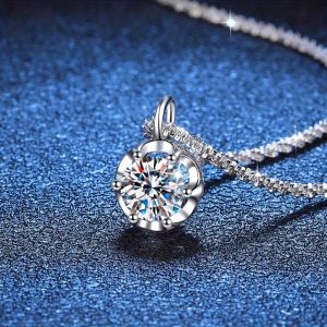 1 Carat D Color Moissanite Crown Pendant Necklace - Sterling Silvery Shining Cauliflower Chain, Exquisite Valentine's Day and Mother's Day Gift Idea for Her, Luxury Jewelry for Women