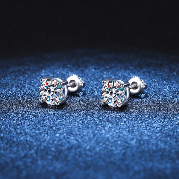 1 Pair of AuraBling S925 Sterling Silver Classic Moissanite D Color Stud Earrings with Gift Box and Silver Polishing Cloth