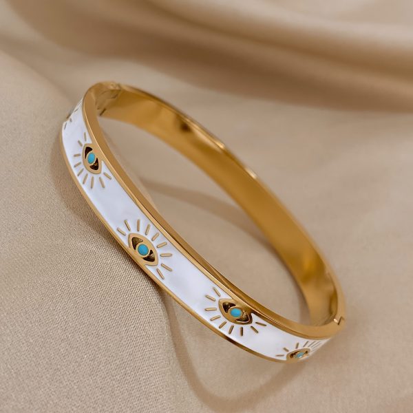 1pc Stylish Eyes Pattern Bangle Bracelet - Durable Stainless Steel Construction, Fashionable Cuff Design, Ideal Gift for Friends, Family, and Men - Perfect Accessory for Any Occasion - Image 6