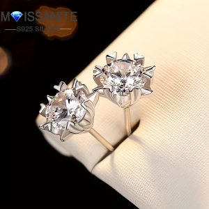 925 Sterling Silver Moissanite Snowflake Stud Earrings, 0.5ctu002F1ct*2 Vintage Luxury Design, Unisex Versatile, Elegant Accessory for Engagement, Wedding, Party, Classic Casual Chic, Gift Box Included, Approx 2.5g