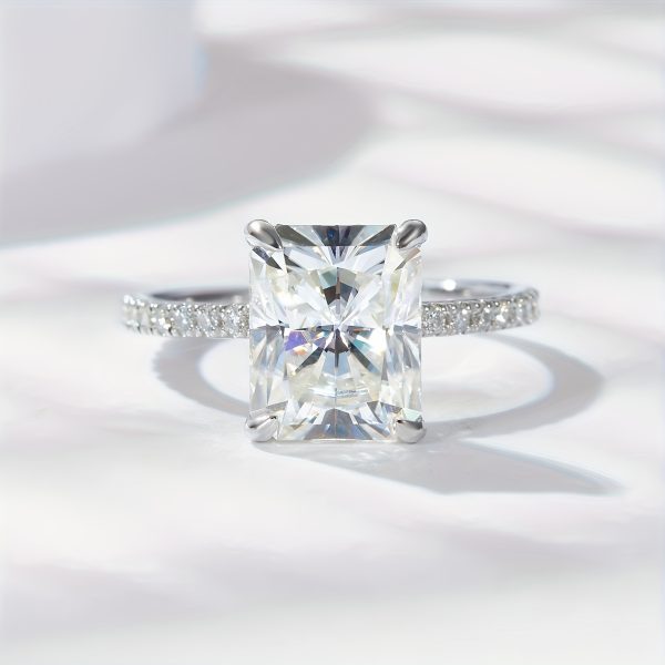 1 PC 4 Carat Moissanite Solitaire Ring - S925 Sterling Silver, Hypoallergenic, Nickel-Free, Sparkling Crystal, Party Birthday Anniversary Gift for Girlfriend, Engagement Wedding Valentine's Day Wedding Anniversary Birthday Gift - Image 6