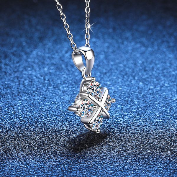 Elegant 925 Sterling Silver Dreamcatcher Pendant Necklace with Moissanite Stones, Vintage Simple Design, 18K Golden Plated, Suitable for Daily Wear and Special Occasions, Ideal Gift for Mardi Gras and Other Festivities - Image 3