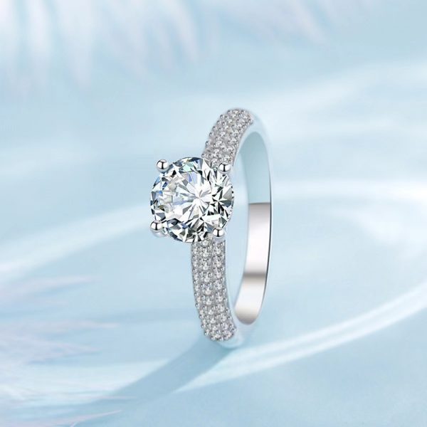 925 sterling silver 2 carat moissanite diamond ring for men and women, fashionable and elegant, high-end creative, light luxury, niche, romantic and gorgeous, simple, classic and versatile, birthday, anniversary, New Year, Valentine's Day - Image 3
