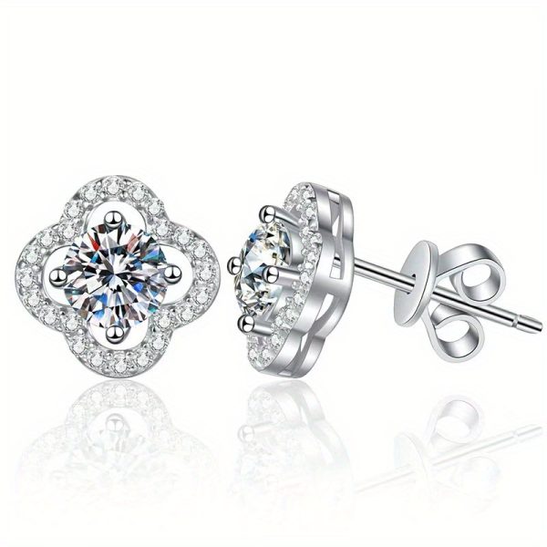 1 Pair LOVESSOM 925 Sterling Silver Earrings, 0.5 Carat Moissanite Four-Leaf Clover Studs, Elegant Style, 18K Gold Plated, Hypoallergenic for Daily Wear and Parties - Image 3