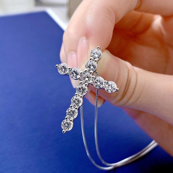 11ct Moissanite Cross Necklace, D-F Color Vvs1 Clarity, 925 Sterling Silver - Cross Pendant for Men Women Fine Jewelry Gifts, Wedding Gifts, Engagement Gifts - Image 4