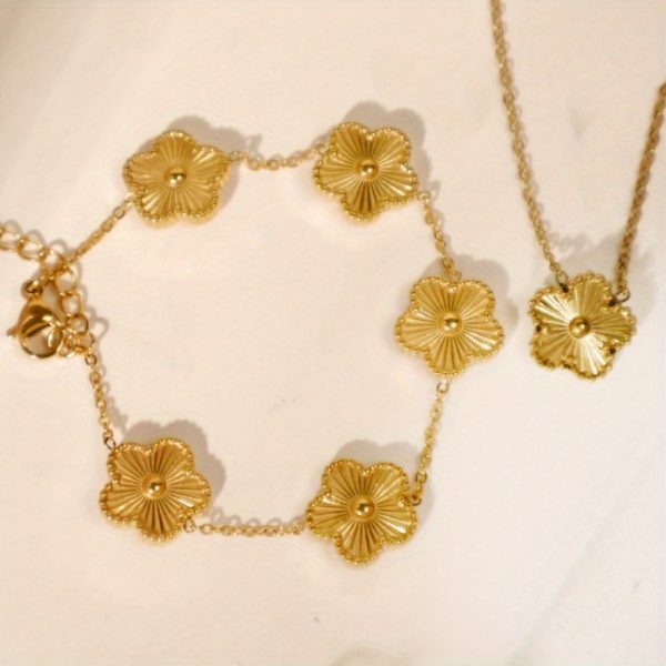 4pcs Stainless Steel Flower Design Jewelry Set - Creative, Fashionable, Simple, Neutral Style for Men and Women, Excellent Daily Gift or Party Wear Choice - Image 3