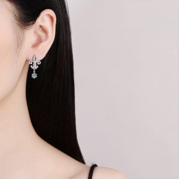 925 sterling silver 0.5 carat * 2 crown queen iris moissanite earrings, women's high-end jewelry surprise gift, suitable for daily wear, party banquet bridal jewelry with gift box about 3.6g - Image 6