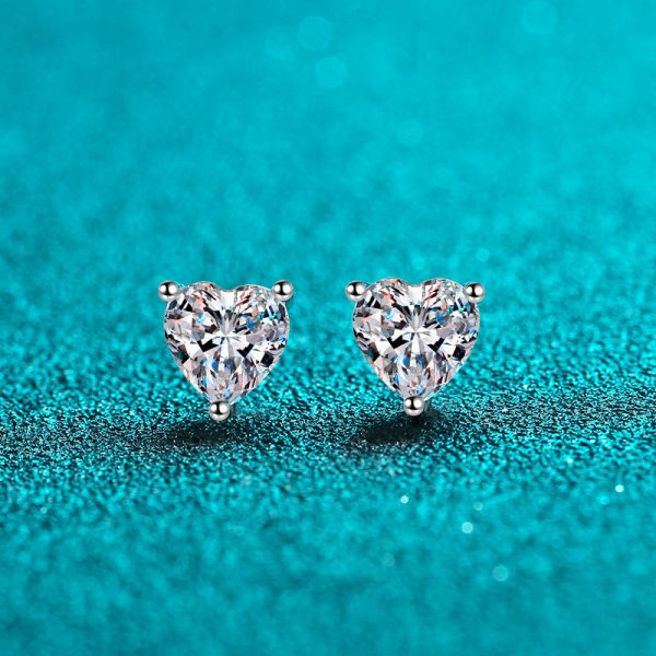 LOVESSOM 925 Silver 1 Carat*2 Heart-Shaped Moissanite Stud Earrings, Fashionable Bohemian Style, 18K Gold Plated, Ideal for Daily Wear and Party Accessory, Perfect for Christmas, Halloween, Thanksgiving Gift with Gift Box, 3g - Image 4