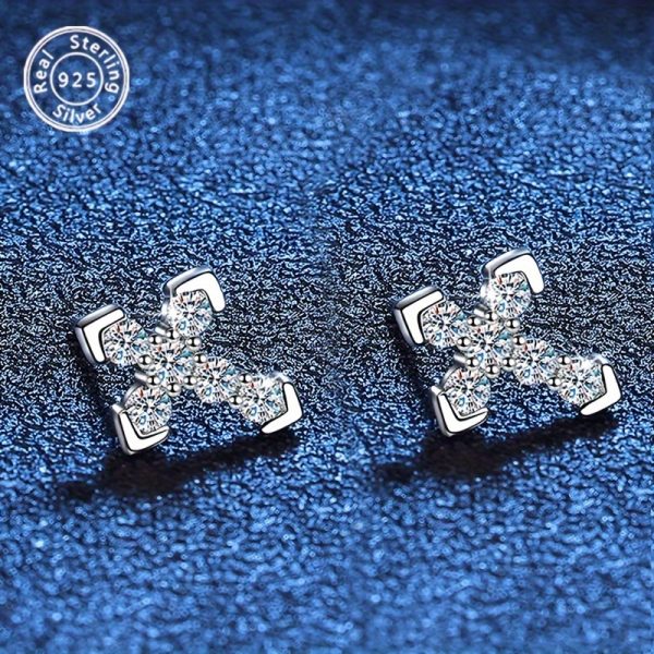 Elegant Moissanite Stud Earrings for Women - 925 Sterling Silvery, Perfect for Daily Wear & Special Occasions, Ideal Valentine's Day, Christmas, Birthday Gift - Image 6