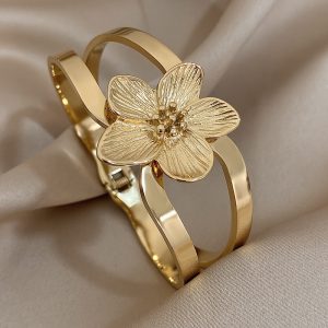 Vintage Stainless Steel Flowers Bangle with Five Petal Flower Shape Cuff Waterproof Jewelry Gifts