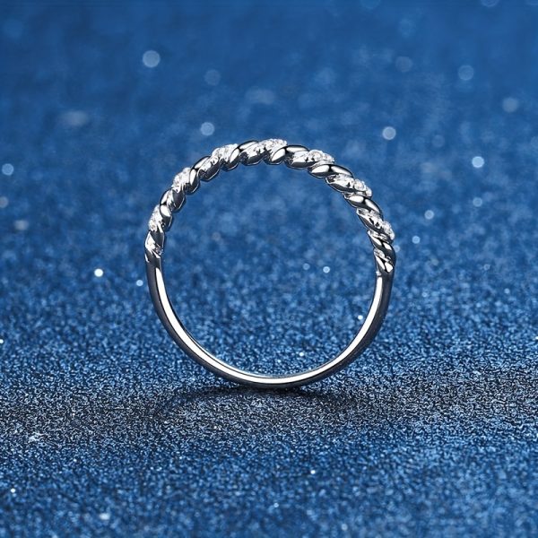 1pc Radiant Moissanite Mens Ring - 925 Sterling Silver with Lucky Charm - Trendy Daily Accessory for Him - Ideal Holiday Birthday Gift for Your Beloved - Timeless Elegance and Unmatched Shine - Image 4