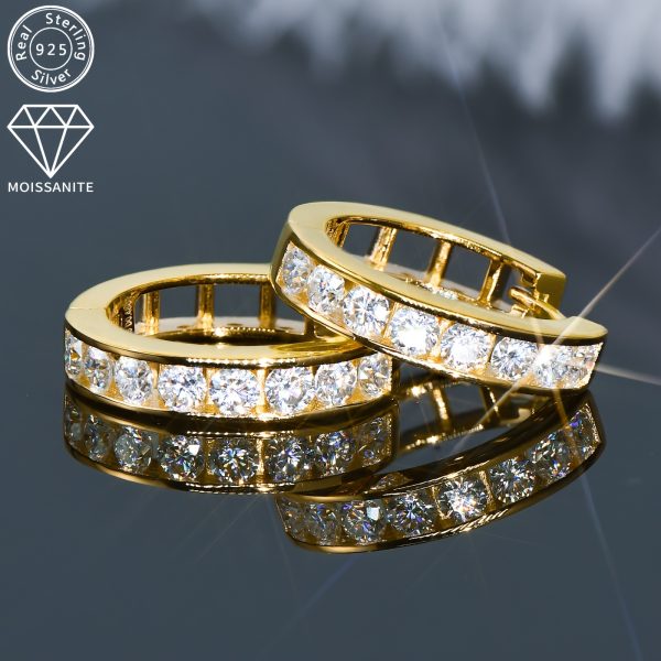 1 Pair Sparkling Moissanite Sterling Silver Huggie Hoop Earrings - 2.5mm Round Cut, S925 Hypoallergenic, Birthday Jewelry Gifts for Women - Elegant and Timeless Accessories - Image 9