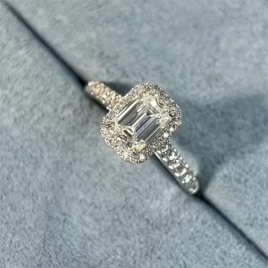 925 Sterling Silver Plated Moissanite Engagement Ring for Women, 2 Carat Emerald Cut Promise Ring, Hypoallergenic Wedding Band with Certificate and Gift Box, Classic Simple Style for Valentine's Day