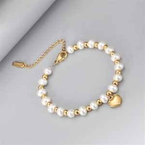 Heart-Shaped Dazzle Pendant Bracelet - Faux Pearl Beads, Stainless Steel, Minimalist Design, Perfect Valentine's Day Gift for Her, Hand Jewelry, Dainty and Elegant Accessory