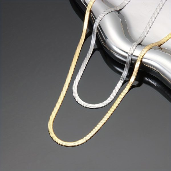 Fashion-Forward 5MM Stainless Steel Blade Cuban Chain Necklace - Bold & Stylish Clavicle Accessory for Couples - Image 9