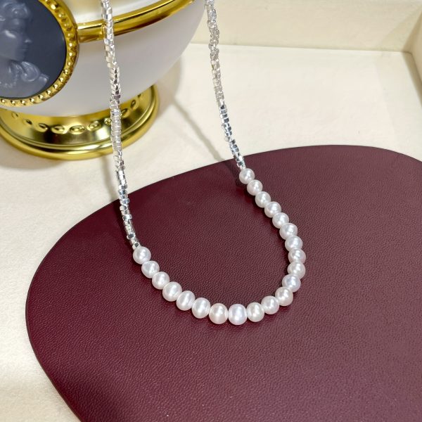 925 Sterling Silver Natural Freshwater Pearl Necklace for Women - Elegant, Eternal Chic, Everyday Glamour - Versatile Design - Perfect Warm Gift for Wife, Daughter, Friends, Family - Ideal for Birthdays, Christmas, Anniversaries - 18K Gold Plated, Sexy Hip Hop Style, July Birthstone, Party & Music Festival Ready - Mardi Gras Day Celebration, All-Season Jewelry - Image 3