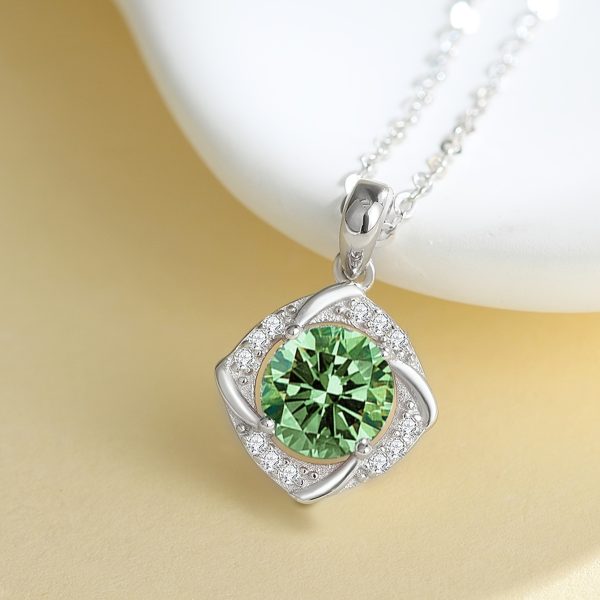 Lady's Moissanite Pendant Set Chain 925 Silver Plated Women's Fashion Accessories - Image 4