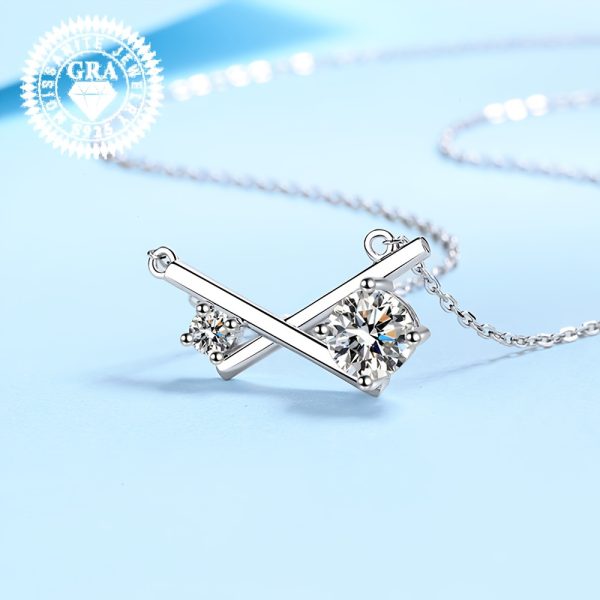 Silver Luminous 1 Carat Moissanite Necklace Jewelry With Certificate Men's Women's Fashion Necklaces Small Fragrance For Weddings And Parties Black Friday Halloween Gifts Ideal Gifts For Christmas With Gift Boxes - Image 2