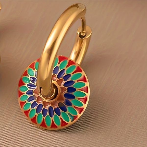 3pcsu002Fset Golden Stainless Steel Bohemian Daisy Pattern Necklace and Earring Jewelry Set for Men and Women - Trendy Boho Chic Accessories - Hypoallergenic and Durable Jewelry Set for Everyday Wear - Image 4