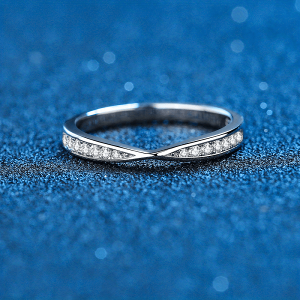 AuraBling S925 Simple Cross Moissanite Ring, Couple Ring, With Gift Box And Silver Polishing Cloth - Image 2