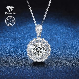 BLOVEMEE Elegant 925 Sterling Silver 5 Carat Moissanite Snowflake Pendant Necklace, Luxury Fine Jewelry for Women, Ideal for Wedding, Banquet, Anniversary, Valentine's, Christmas Gift