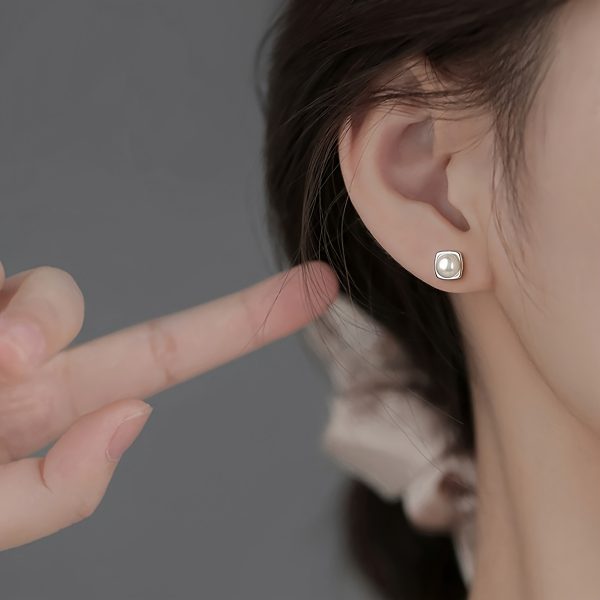 1gu002F0.04oz S925 Sterling Silver Freshwater Pearl Luxury Stud Earrings - Classic Exquisite Ear Jewelry Accessories for Women - Hypoallergenic, Nickel-Free, Durable, and Timeless Designs - Image 5