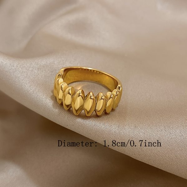 Chic Simple Teardrop Design Gold-Tone Stainless Steel Ring for Women, Fashionable Daily Wear, Hypoallergenic ?C Applicable Age Group 14+ - Image 4