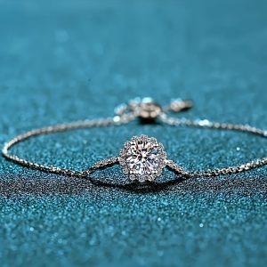 1 Piece 0.5 Carat Round Moissanite Diamond Pull Shrink Bracelet, French Romance, Suitable For Daily Wear Mother's Day Valentine's Day Anniversary Gift Birthday Gift, Give Her Unlimited Love, With Exquisite Gift Box