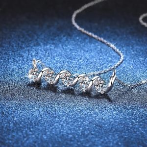 S925 Sterling Silver 1.5 Carat Moissanite Necklace Light Luxury Luxury Cold Style Men's And Women's Fashion Trend Collarbone Chain Light Luxury Niche Elegant Romantic Sweet Creative Personality Lively Fresh Simple Classic Casual Daily Wear Dating