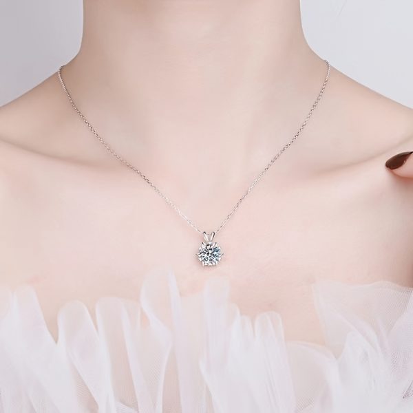 Ladies Christmas Snowflake Versatile Necklace Clavicle Chain 925 Silver One Carat Moissanite Pendant Set Chain - Image 3