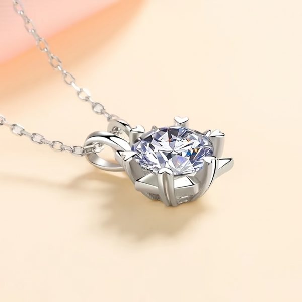 Ladies Christmas Snowflake Versatile Necklace Clavicle Chain 925 Silver One Carat Moissanite Pendant Set Chain - Image 2