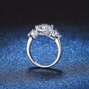 Sparkling Moissanite Engagement Ring - S925 Sterling Silver with Timeless Romance - Ideal Valentines Day Couples Gift in Luxury Box
